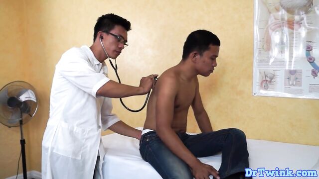 Asian Twink Rimming his Gay Patient
