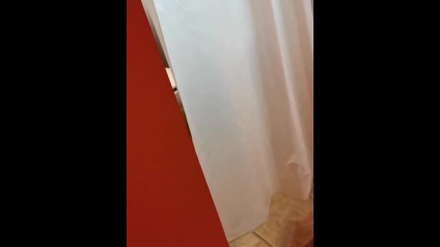 Spying on my cousin bathing and ends up giving me a blowjob