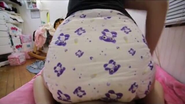 SEX WITH DADDY IN MY SHITTY DIAPER